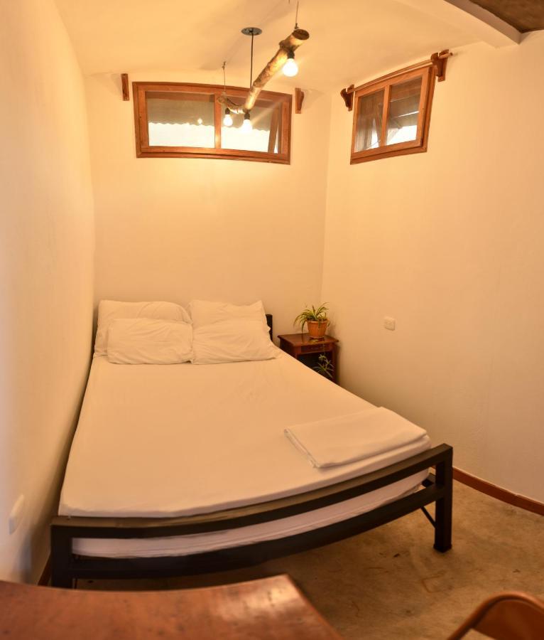 Hostal Don Cenobio Flores Luaran gambar