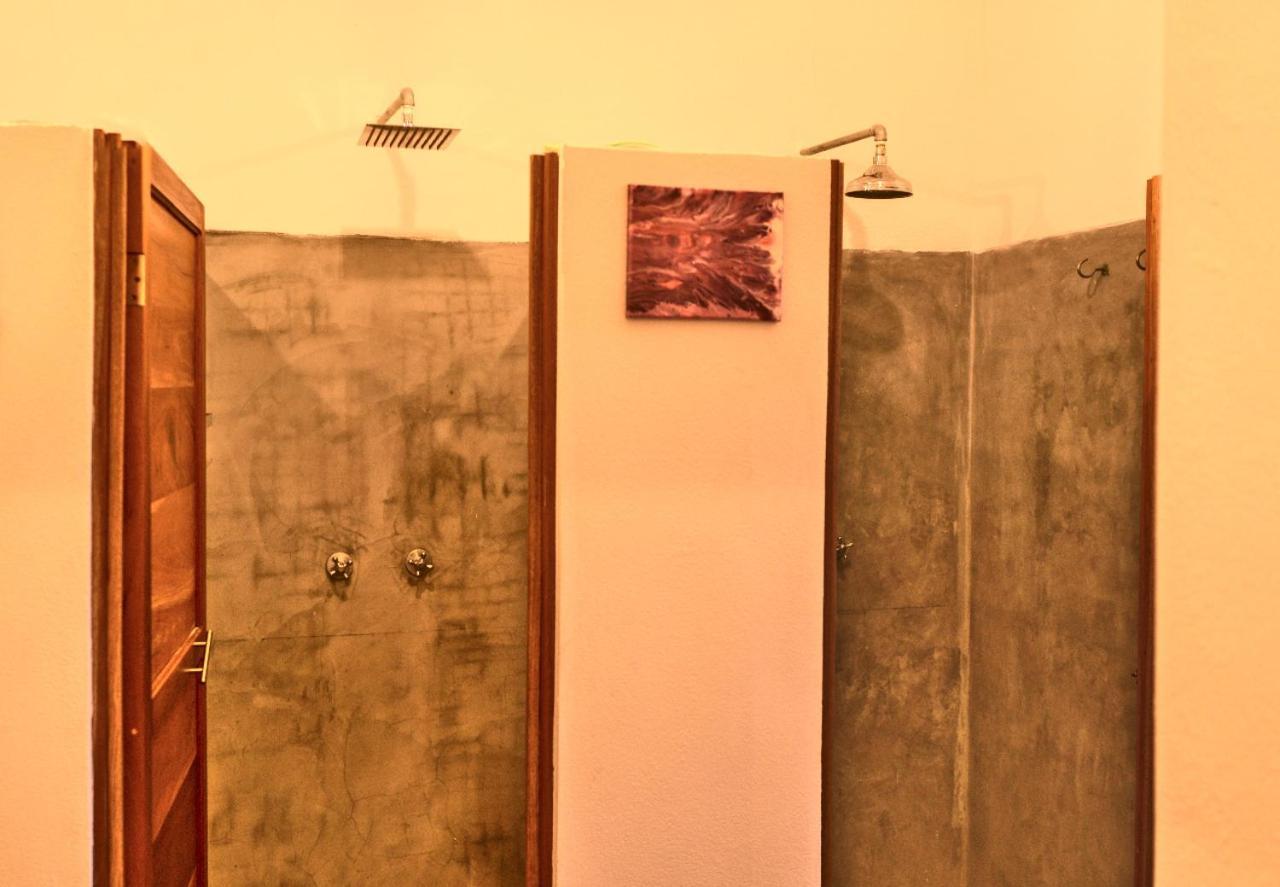 Hostal Don Cenobio Flores Luaran gambar