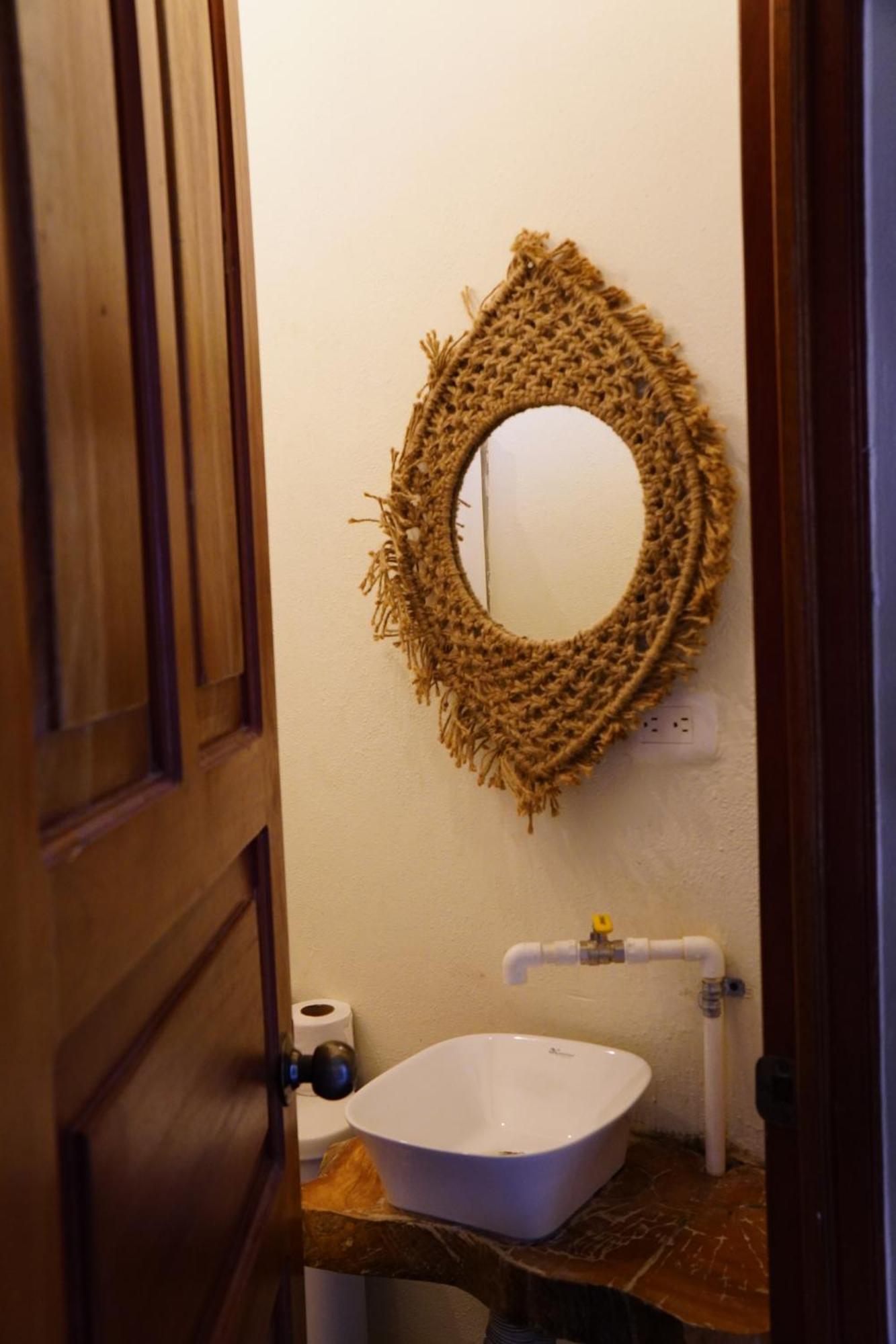 Hostal Don Cenobio Flores Luaran gambar