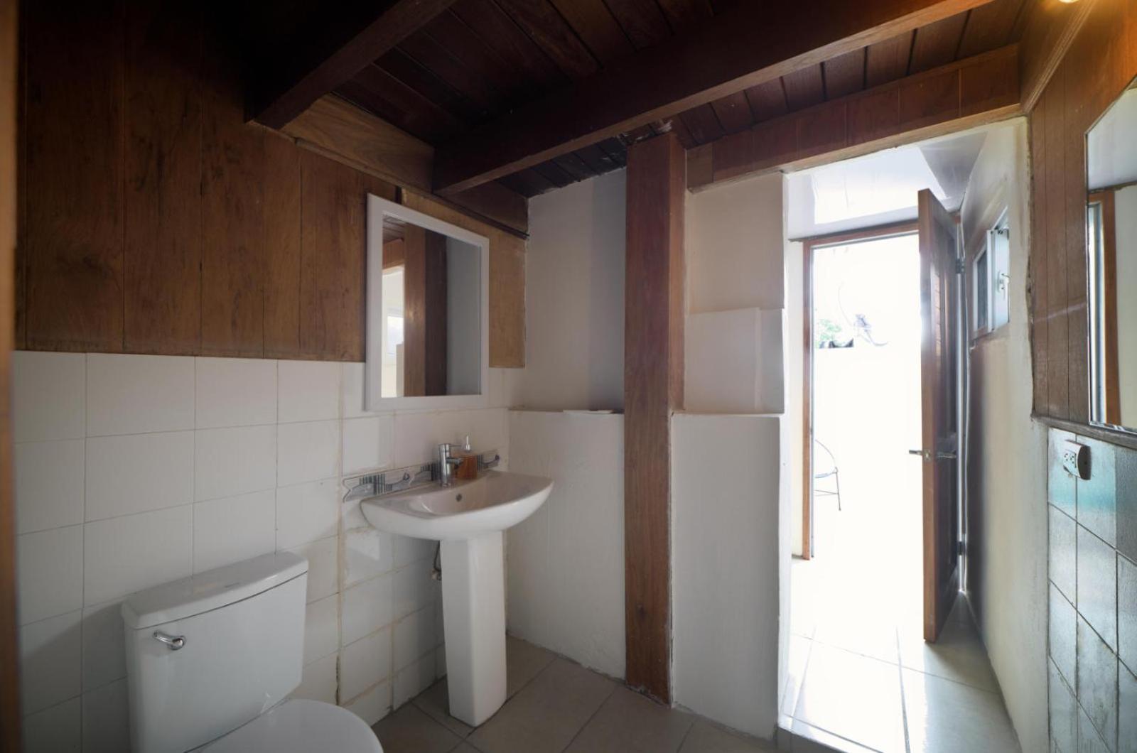 Hostal Don Cenobio Flores Luaran gambar